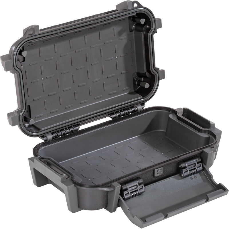 Pelican R40 Case, Black ColorCase 